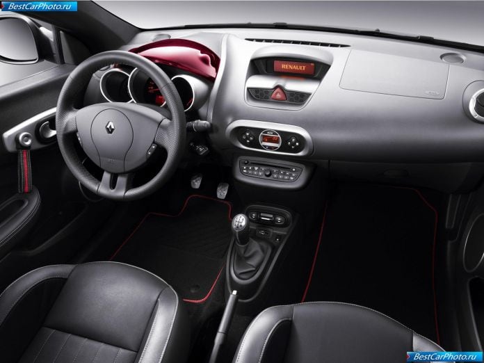 2011 Renault Wind - фотография 17 из 35 2011 Renault Wind - фотография 17 из 35