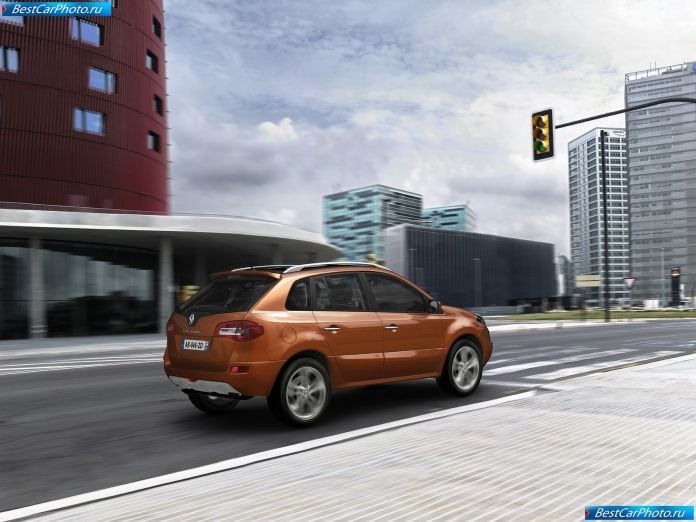 2012 Renault Koleos - фотография 13 из 25 2012 Renault Koleos - фотография 13 из 25
