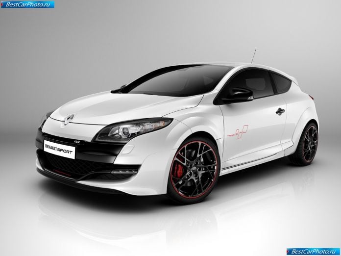 2012 Renault Megane Rs Trophy - фотография 8 из 17