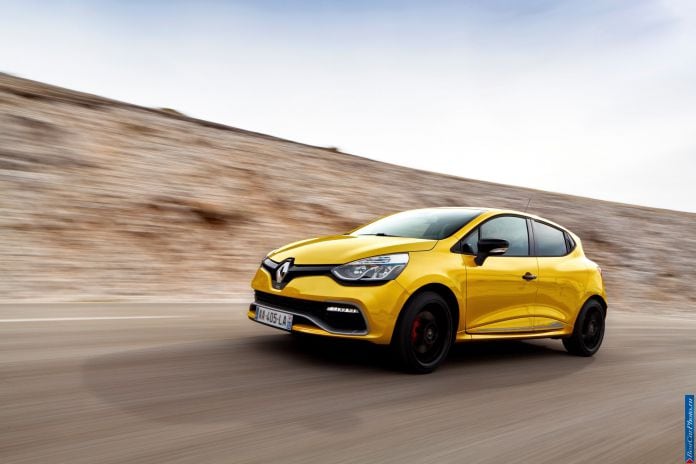 2013 Renault Clio RS 200 - фотография 18 из 49