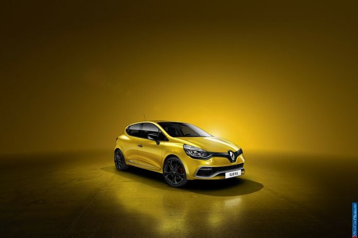 2013 Renault Clio RS 200 - фотография 24 из 49 2013 Renault Clio RS 200 - фотография 24 из 49