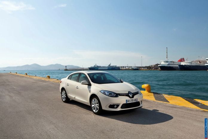 2013 Renault Fluence - фотография 3 из 9 2013 Renault Fluence - фотография 3 из 9