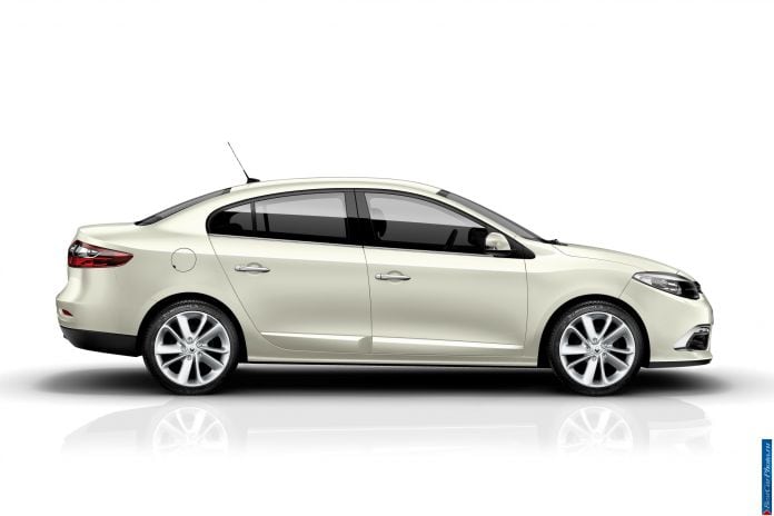 2013 Renault Fluence - фотография 6 из 9 2013 Renault Fluence - фотография 6 из 9