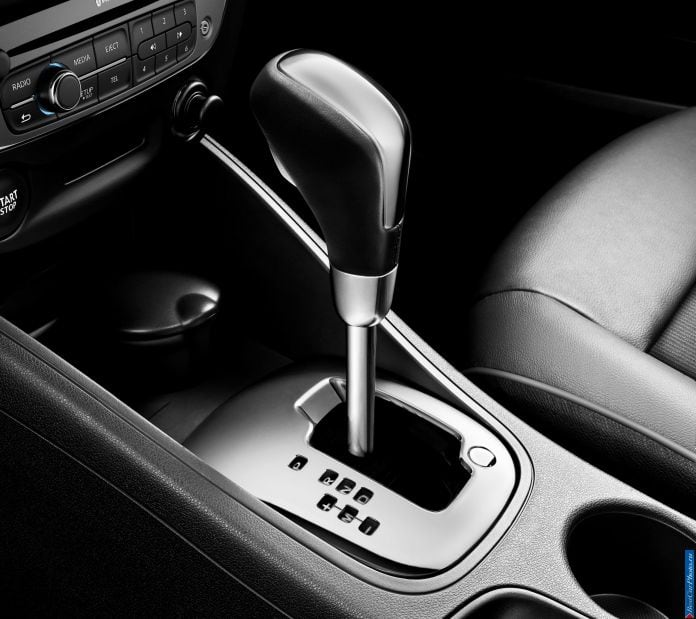 2013 Renault Fluence - фотография 8 из 9 2013 Renault Fluence - фотография 8 из 9