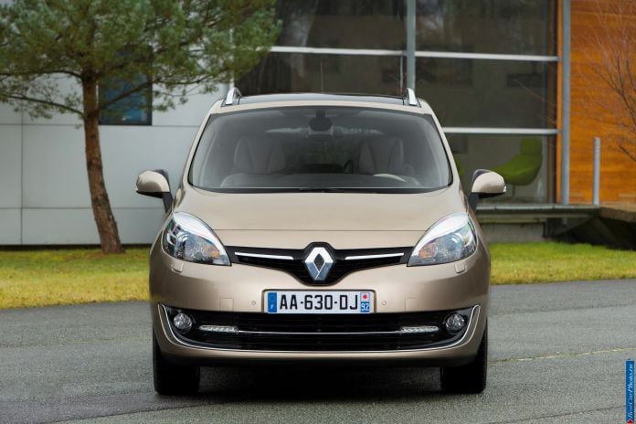 2013 Renault Grand Scenic - фотография 3 из 7 2013 Renault Grand Scenic - фотография 3 из 7