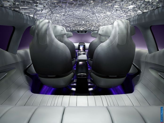 2013 Renault Initiale Paris Concept - фотография 16 из 21 2013 Renault Initiale Paris Concept - фотография 16 из 21