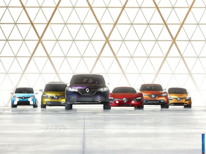 2013 Renault Initiale Paris Concept - фотография 18 из 21 2013 Renault Initiale Paris Concept - фотография 18 из 21