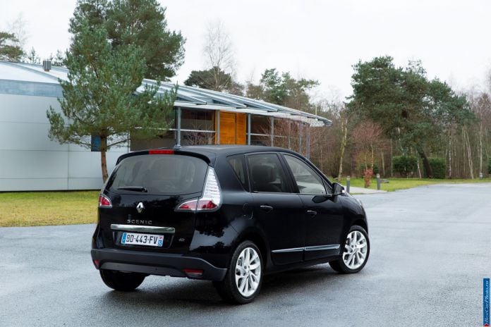 2013 Renault Scenic - фотография 2 из 7 2013 Renault Scenic - фотография 2 из 7