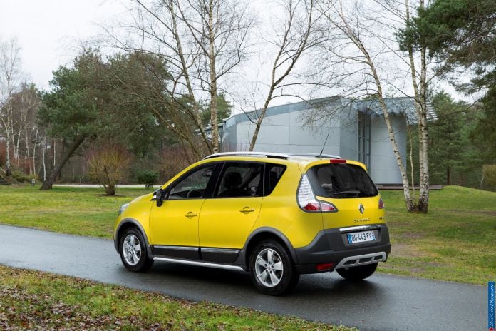 2013 Renault Scenic Xmod - фотография 6 из 15 2013 Renault Scenic Xmod - фотография 6 из 15