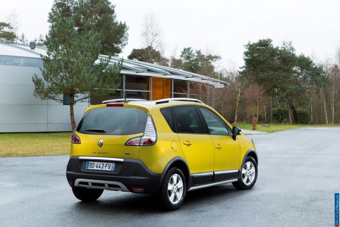 2013 Renault Scenic Xmod - фотография 7 из 15