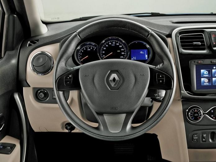 2014 Renault Logan - фотография 8 из 22 2014 Renault Logan - фотография 8 из 22