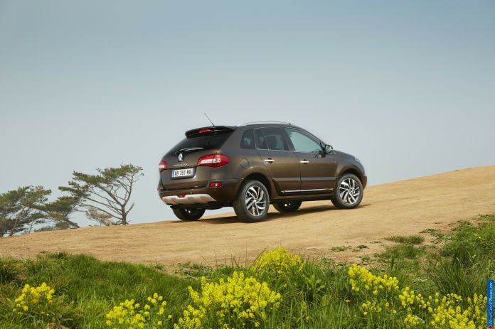 2014 Renault Koleos - фотография 8 из 28