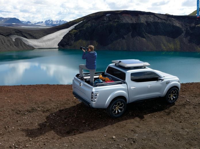 2015 Renault Alaskan Concept - фотография 12 из 27