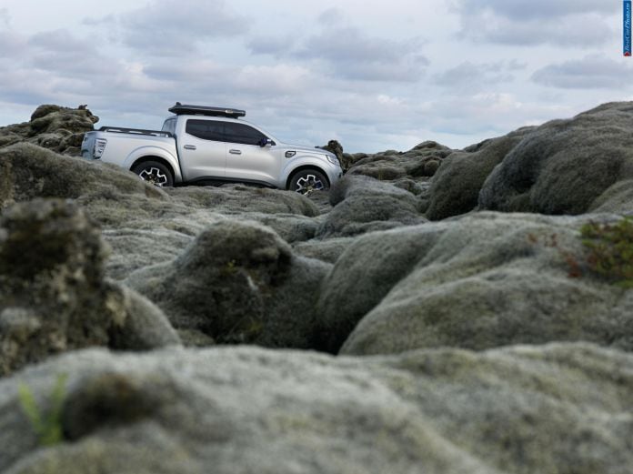 2015 Renault Alaskan Concept - фотография 14 из 27 2015 Renault Alaskan Concept - фотография 14 из 27