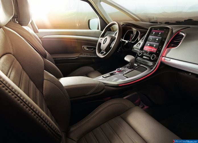 2015 Renault Espace - фотография 14 из 51 2015 Renault Espace - фотография 14 из 51