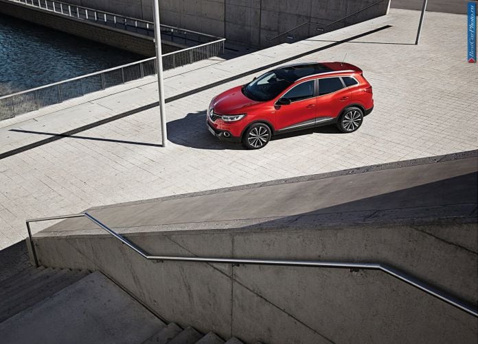 2015 Renault Kadjar - фотография 32 из 93 2015 Renault Kadjar - фотография 32 из 93