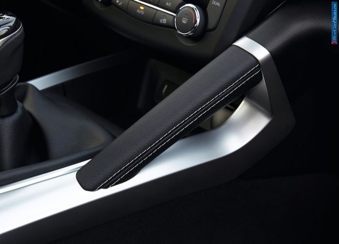 2015 Renault Kadjar - фотография 73 из 93 2015 Renault Kadjar - фотография 73 из 93