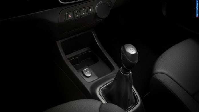 2015 Renault Kwid - фотография 18 из 22 2015 Renault Kwid - фотография 18 из 22