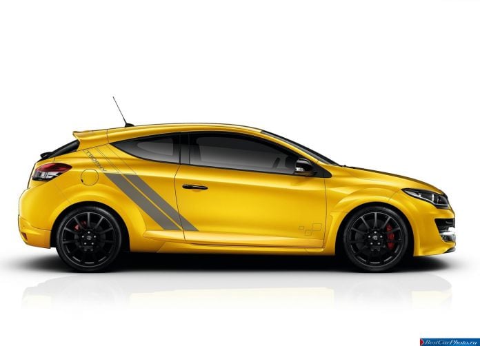 2015 Renault Megane RS 275 Trophy - фотография 23 из 32