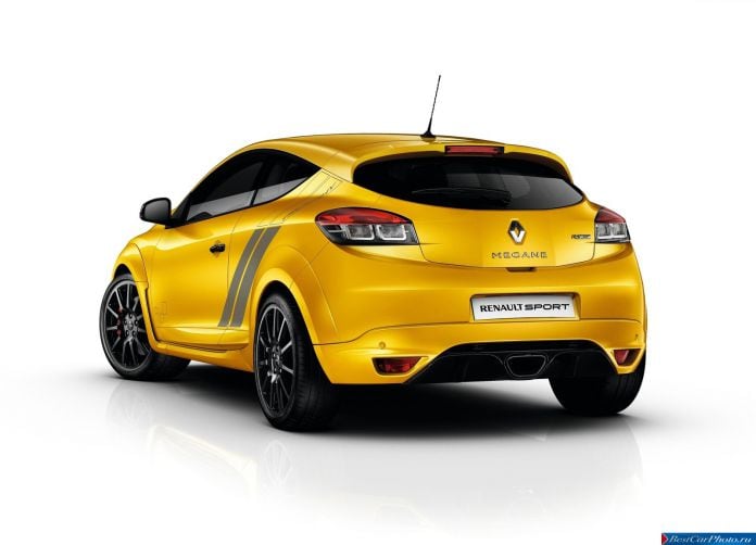 2015 Renault Megane RS 275 Trophy - фотография 24 из 32