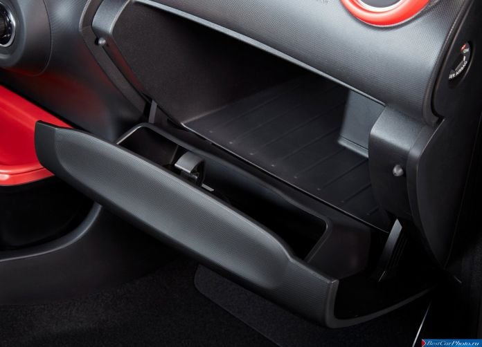 2015 Renault Twingo - фотография 66 из 93