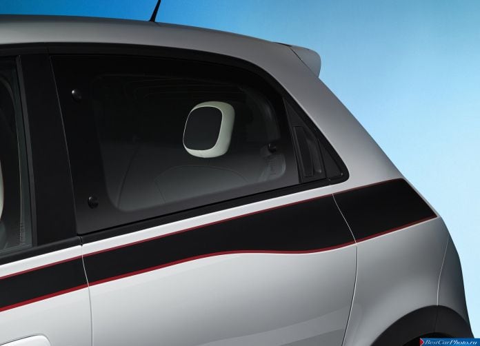 2015 Renault Twingo - фотография 81 из 93 2015 Renault Twingo - фотография 81 из 93