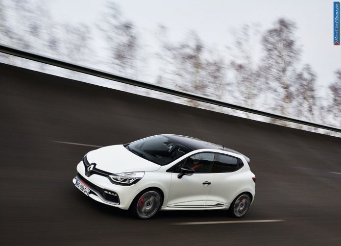 2016 Renault Clio RS 220 Trophy EDC - фотография 3 из 14 2016 Renault Clio RS 220 Trophy EDC - фотография 3 из 14