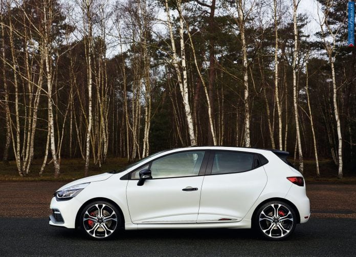 2016 Renault Clio RS 220 Trophy EDC - фотография 4 из 14 2016 Renault Clio RS 220 Trophy EDC - фотография 4 из 14