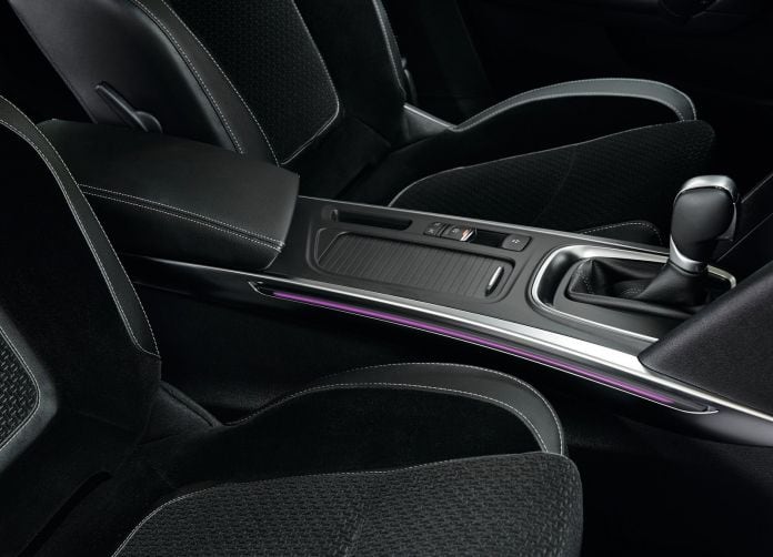 2016 Renault Megane - фотография 34 из 146 2016 Renault Megane - фотография 34 из 146