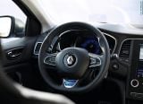 renault_2016_megane_102.jpg