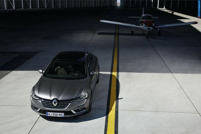 2016 Renault Talisman - фотография 10 из 42 2016 Renault Talisman - фотография 10 из 42