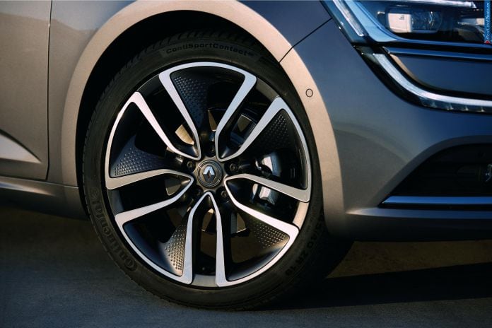 2016 Renault Talisman - фотография 21 из 42 2016 Renault Talisman - фотография 21 из 42