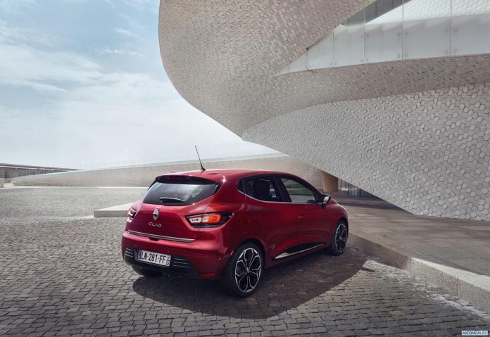 2017 Renault Clio - фотография 2 из 76 2017 Renault Clio - фотография 2 из 76