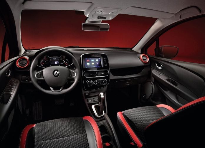 2017 Renault Clio - фотография 48 из 76 2017 Renault Clio - фотография 48 из 76