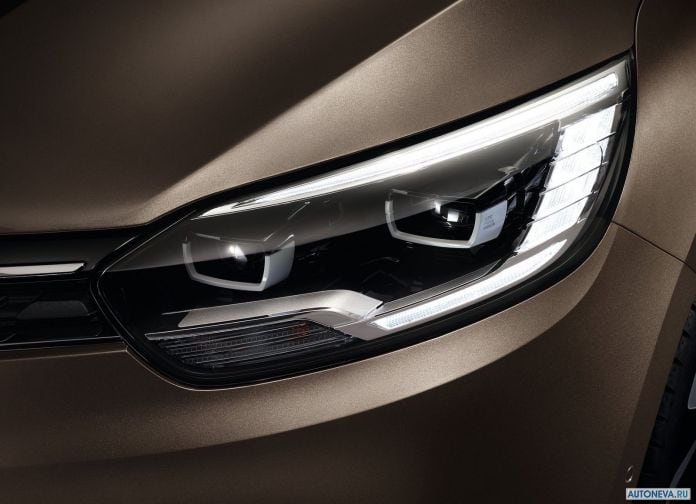 2017 Renault Grand Scenic - фотография 8 из 87