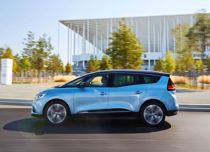 2017 Renault Grand Scenic - фотография 22 из 87