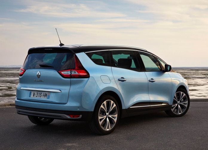 2017 Renault Grand Scenic - фотография 24 из 87