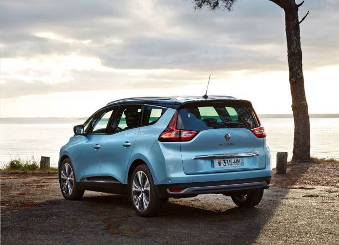 2017 Renault Grand Scenic - фотография 25 из 87