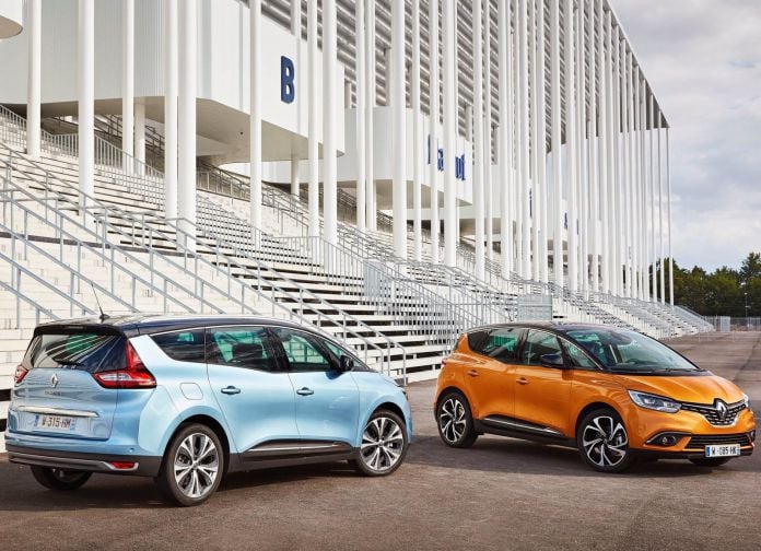 2017 Renault Grand Scenic - фотография 40 из 87