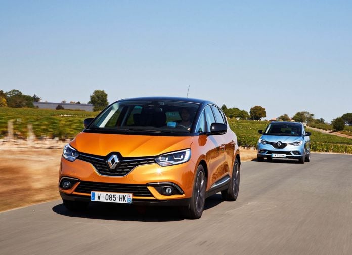 2017 Renault Grand Scenic - фотография 41 из 87