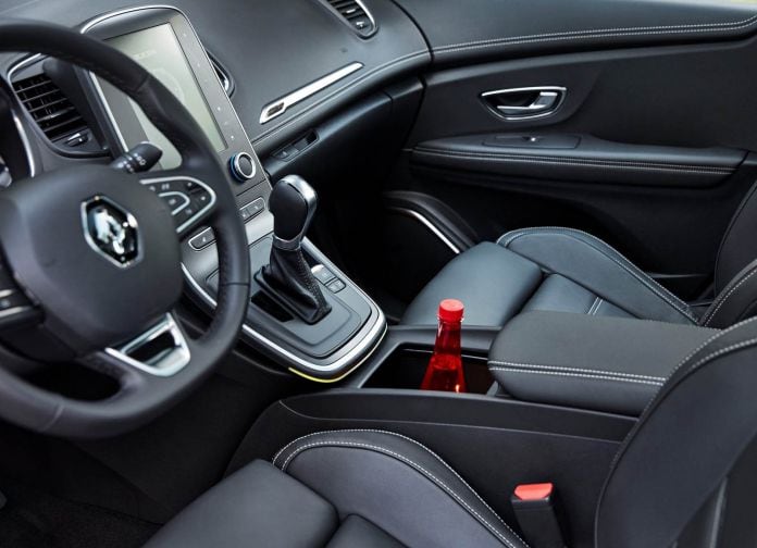 2017 Renault Grand Scenic - фотография 55 из 87