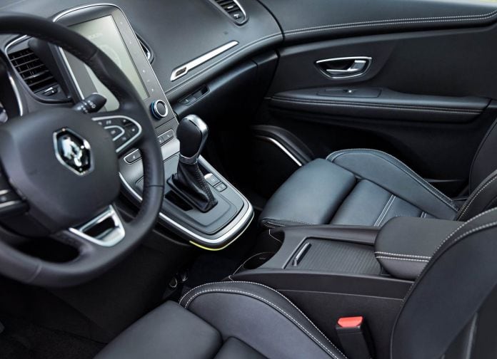 2017 Renault Grand Scenic - фотография 56 из 87
