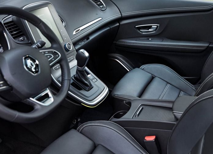 2017 Renault Grand Scenic - фотография 57 из 87