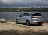 renault_2017_megane_estate_018.jpg