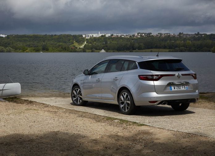 2017 Renault Megane Estate - фотография 18 из 90