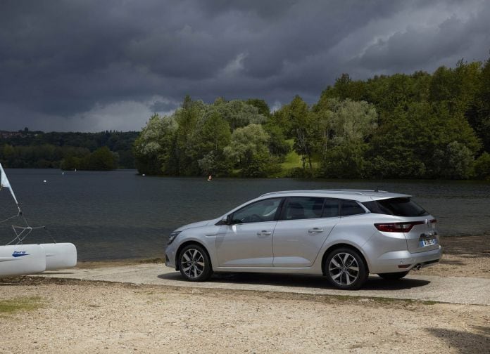 2017 Renault Megane Estate - фотография 19 из 90
