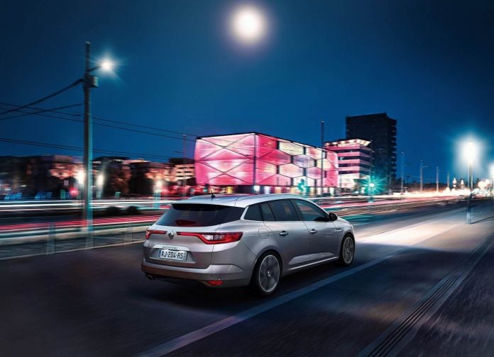 2017 Renault Megane Estate - фотография 34 из 90