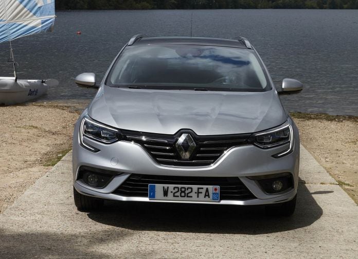 2017 Renault Megane Estate - фотография 37 из 90