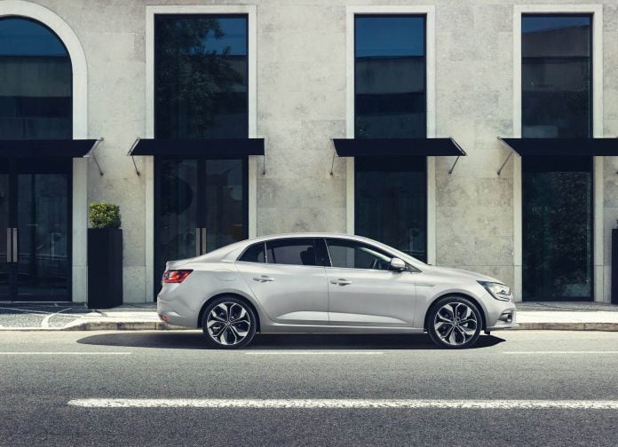 2017 Renault Megane Sedan - фотография 4 из 71 2017 Renault Megane Sedan - фотография 4 из 71