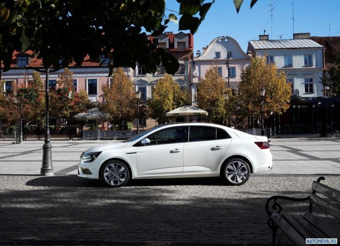2017 Renault Megane Sedan - фотография 27 из 71